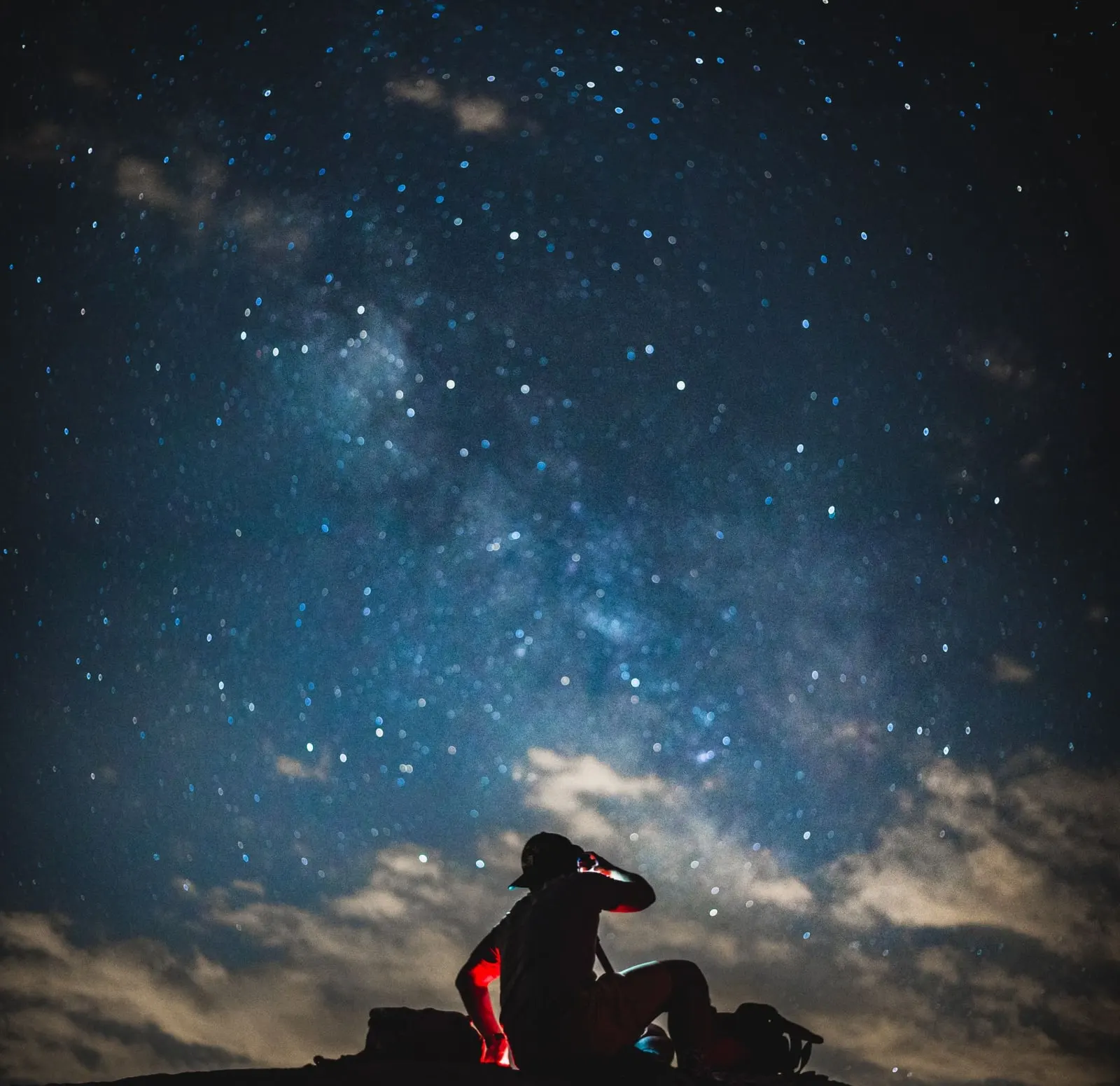 Angelito Jusay photographing the Milky Way under a starry night sky